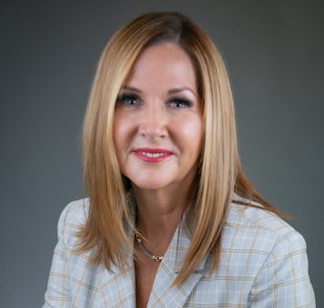 Dana Spencer | K. Hovnanian Homes